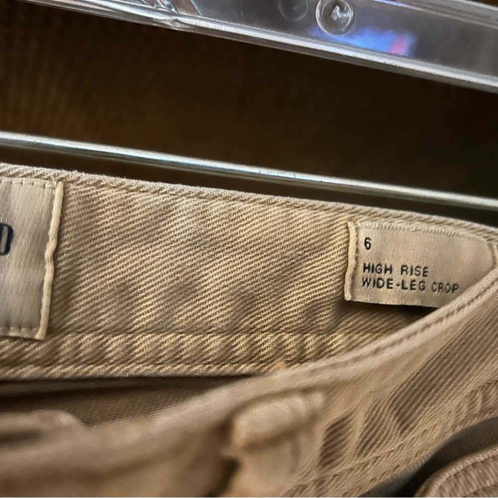 Women’s Khaki Gap Wide Leg Pant - Picture 4 of 5